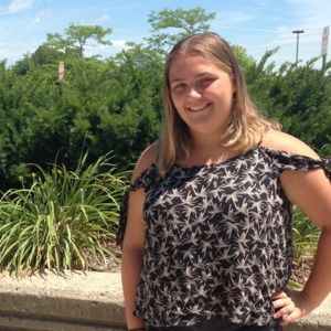 Meet your Posher, Claire